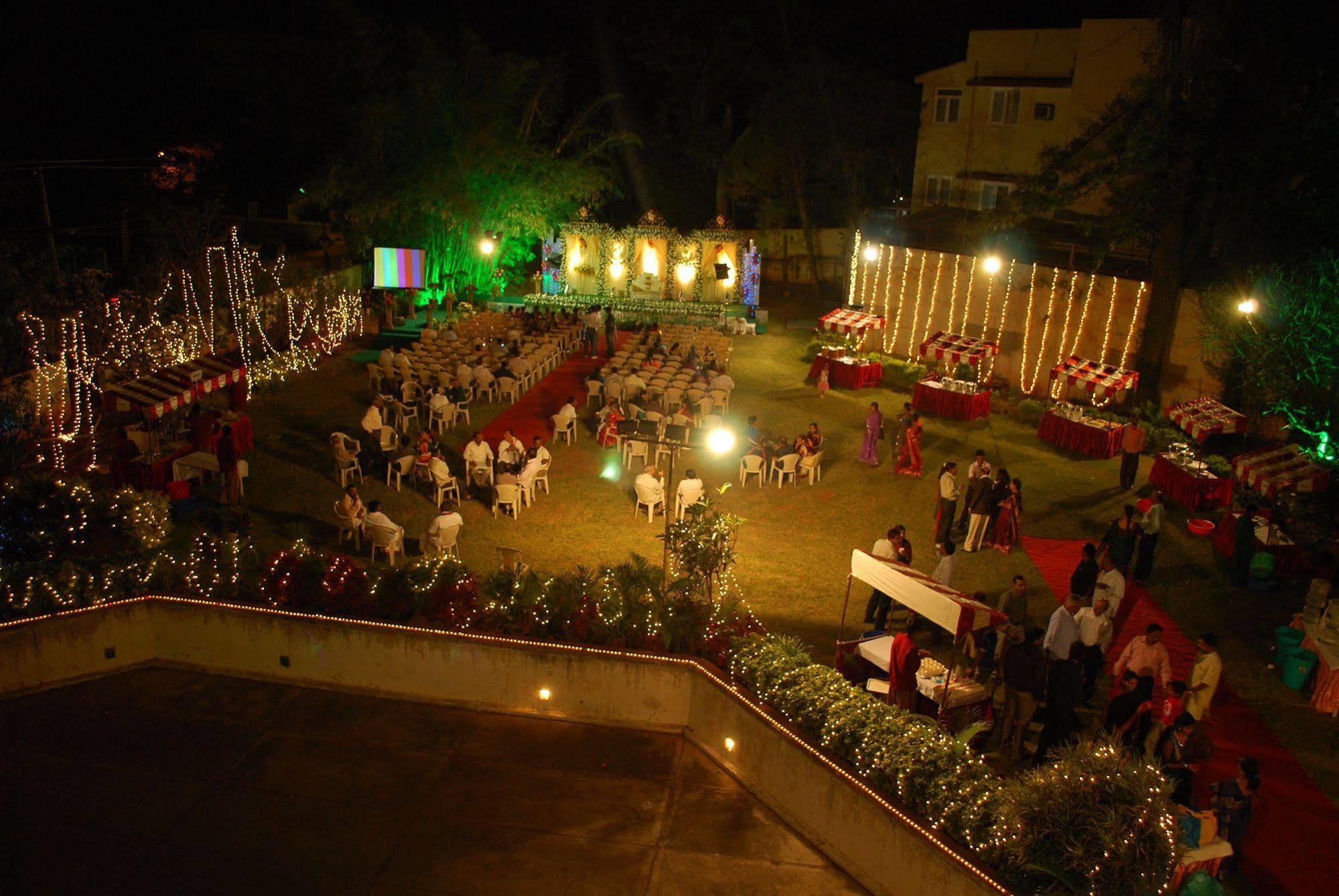 Hotel Paradise - Mysore Dasaprakash Group Dış mekan fotoğraf