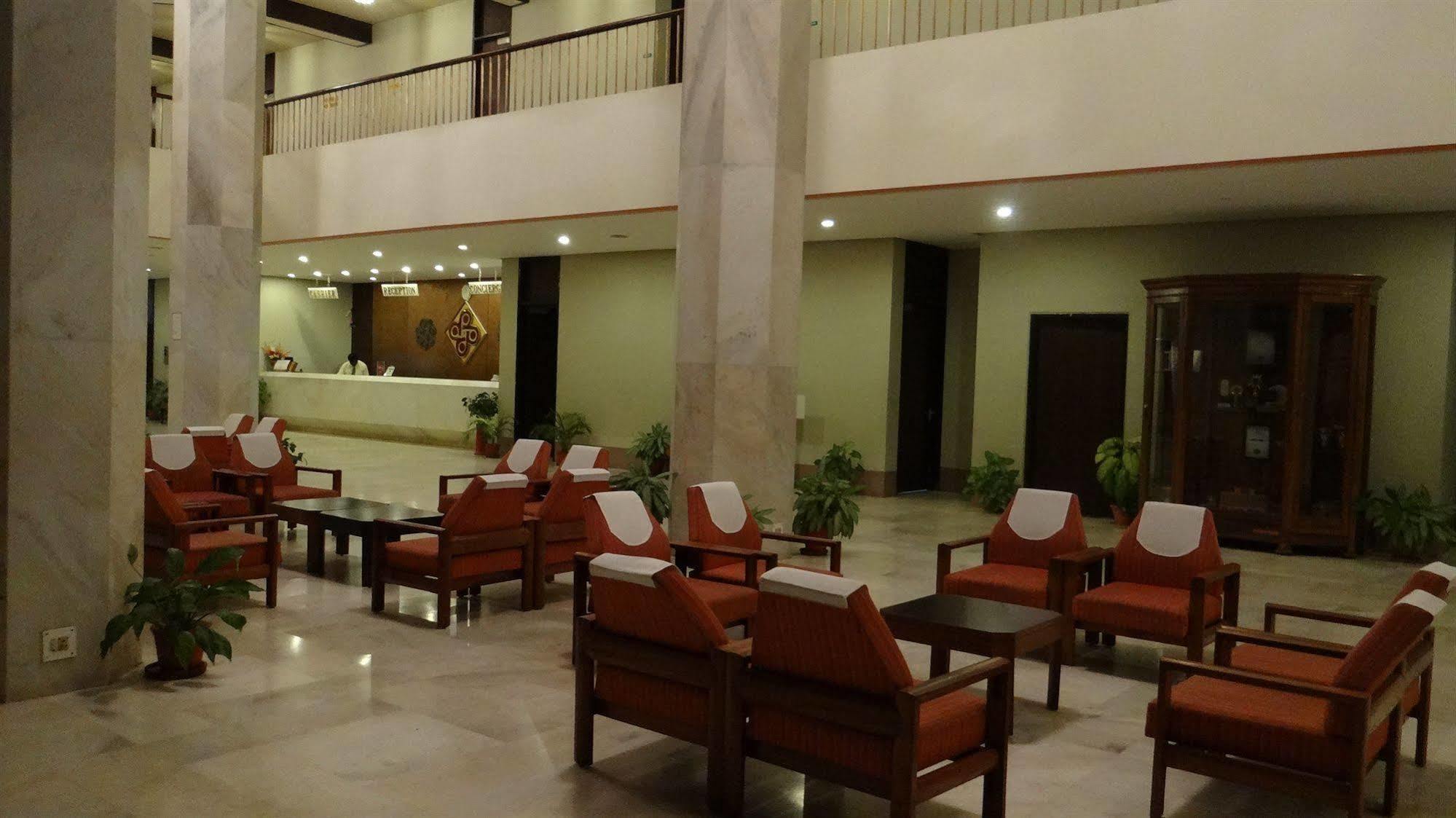 Hotel Paradise - Mysore Dasaprakash Group Dış mekan fotoğraf